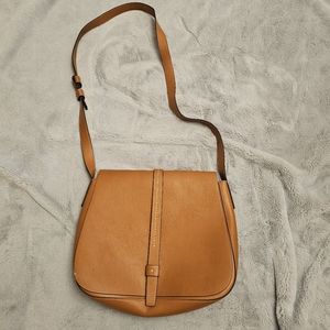 Gap tan purse